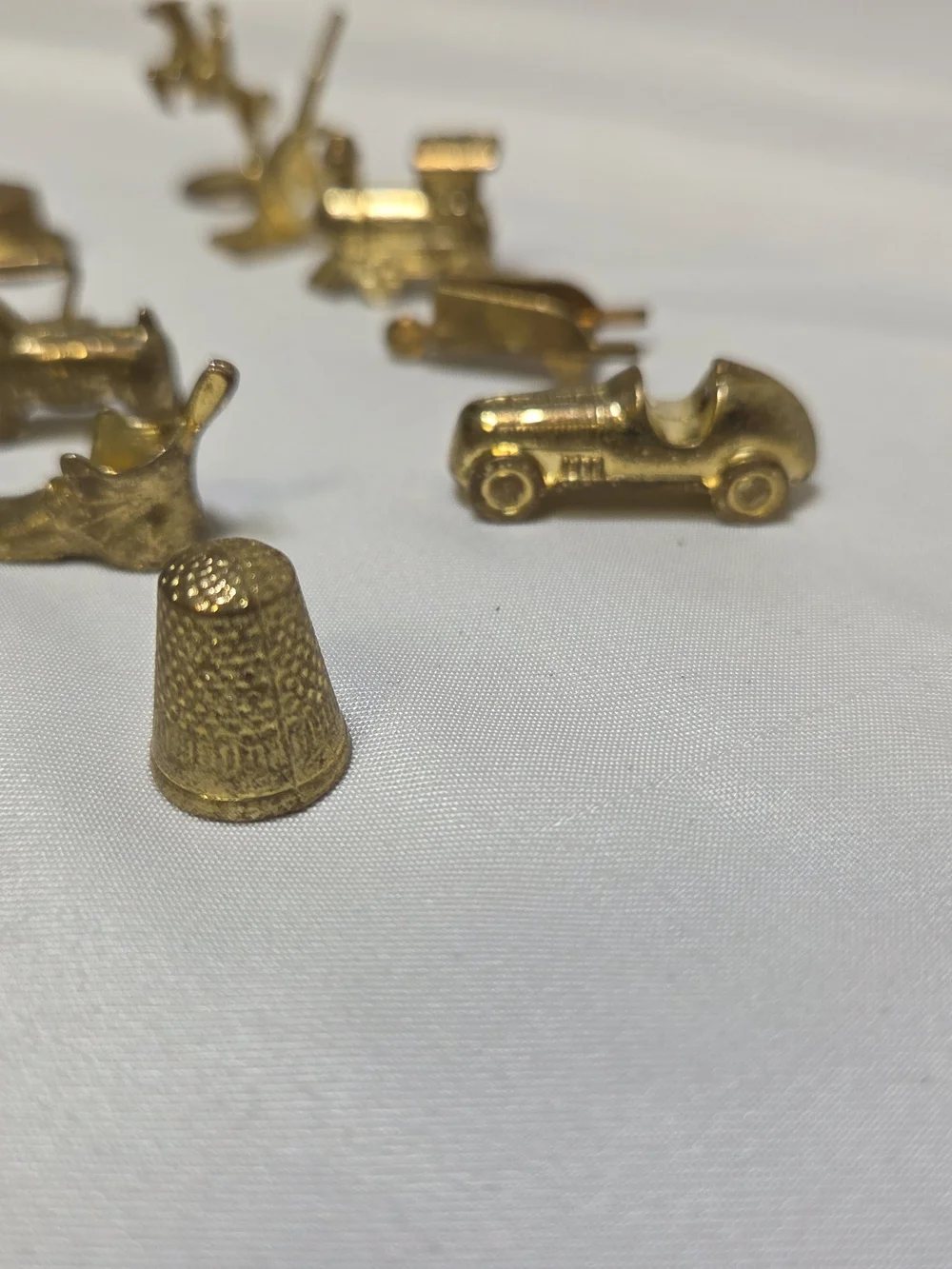 Vtg Monopoly Deluxe Edition 1998 Replacement 10 Gold-Tone Tokens